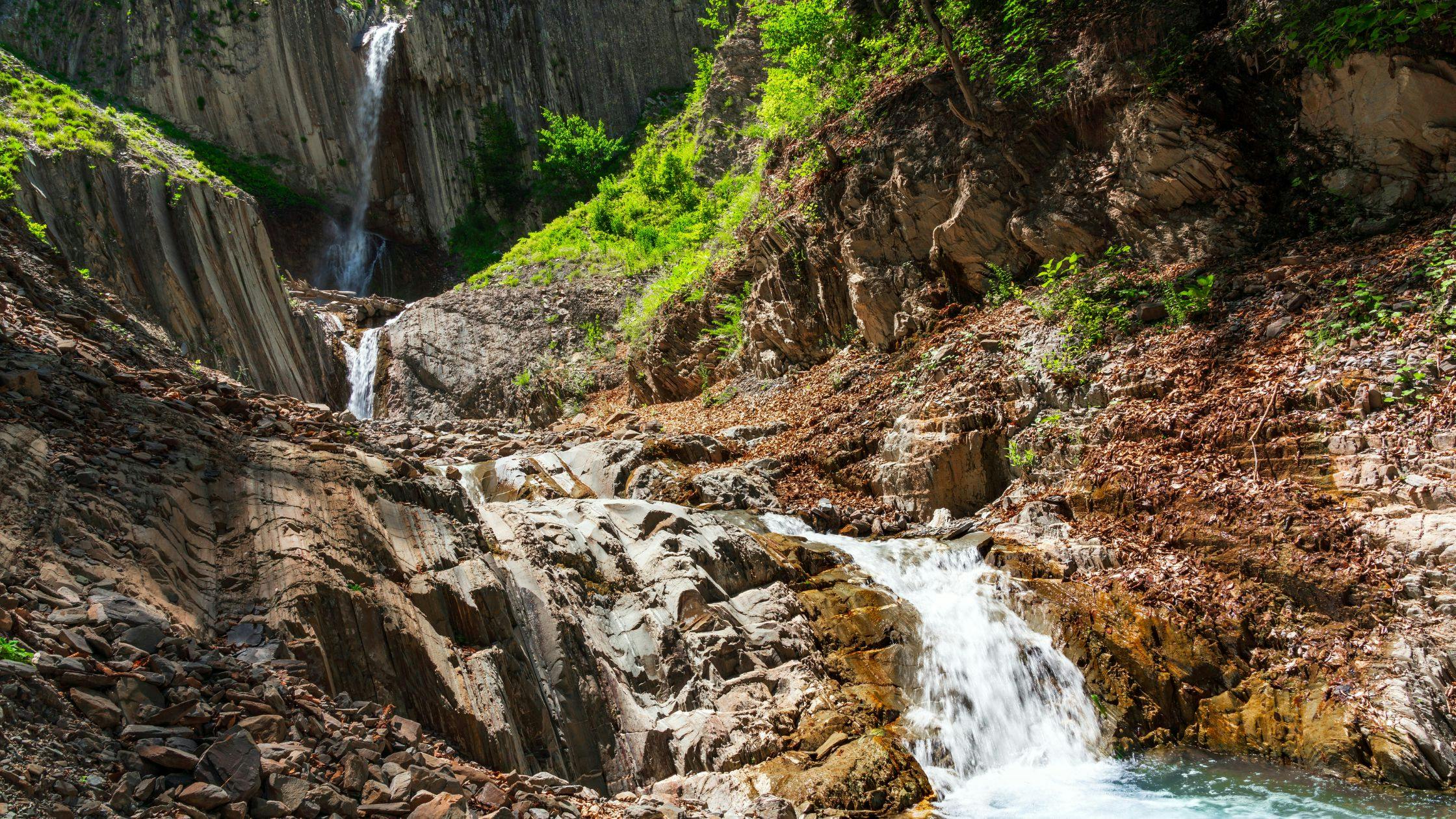 Qabala Waterfall – Natural Scenery